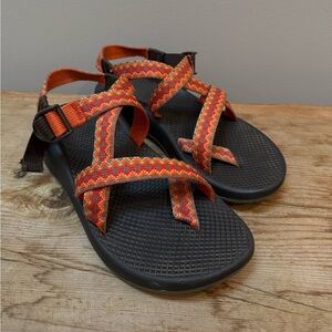 Classic Chaco Women’s Sandal Size 9 Z2
